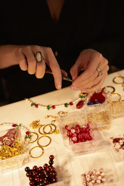 мастер-класс по созданию обвесов для сумок от мастерской украшений «СМЕНИ.ЛА»