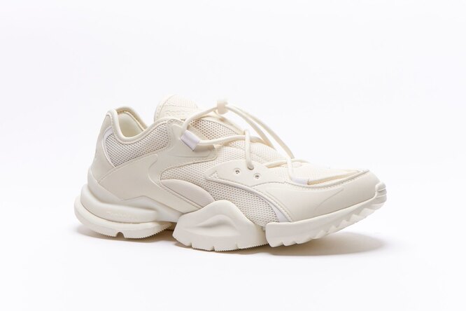 В продажу поступают ультрасовременные кроссовки Run.r96 от Reebok