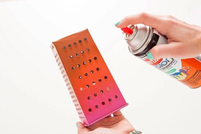 Earring holder made from an old grater