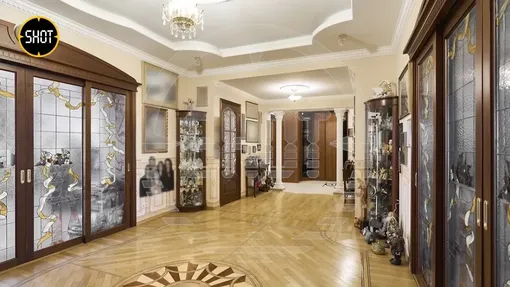 Лариса Долина лишилась квартиры в Хамовниках