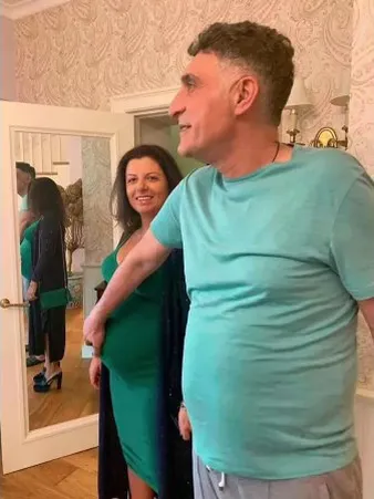 Нажми и смотри