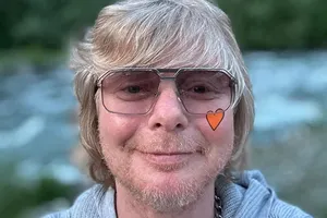 «Феноменально»: Андрей Григорьев-Апполонов рассказал, как сломал три ребра и ключицу при падении с трапа самолета «Феноменально»: Андрей Григорьев-Апполонов рассказал, как сломал три ребра и ключицу при падении с трапа самолета