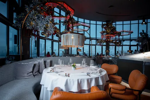 Интерьер ресторана «Сахалин» Интерьер ресторана «Сахалин»