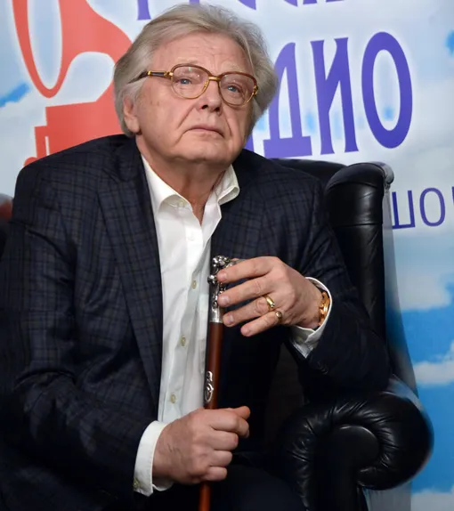 Певец Юрий Антонов является автором музыки ко всем своим хитам Юрий Антонов биография