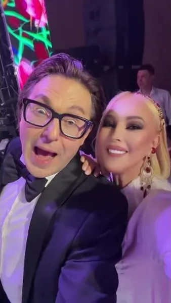 Нажми и смотри