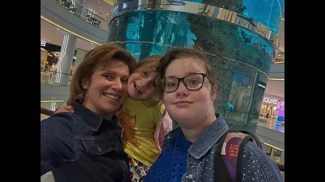 Нажми и смотри