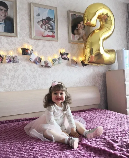 Ксения Никитина в два года стала «Самой красивой девочки России»