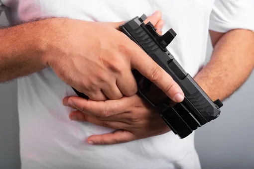 Стрельба в столичном детсаду: ревнивый мужчина ранил нового возлюбленного бывшей жены Стрельба в столичном детсаду: ревнивый мужчина ранил нового возлюбленного бывшей жены