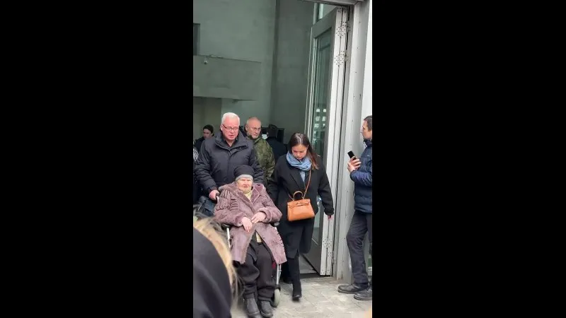 Нажми и смотри Нажми и смотри