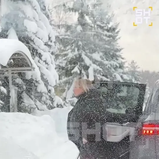 Нажми и смотри