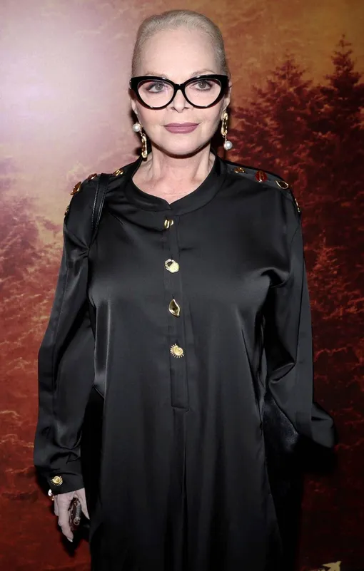 Лариса Долина дала первый концерт после начала травли из-за квартирного скандала