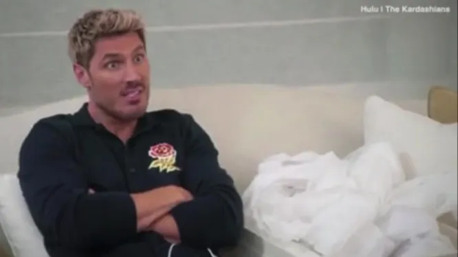 Нажми и смотри