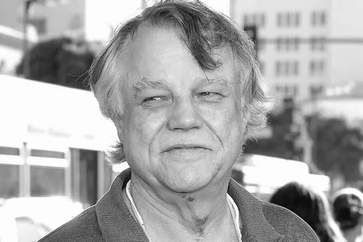 Умер сыгравший в трех фильмах о Джеймсе Бонде актер Джо Дон Бейкер Умер сыгравший в трех фильмах о Джеймсе Бонде актер Джо Дон Бейкер