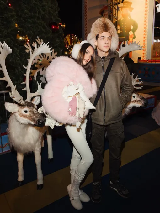 Алена Водонаева с сыном