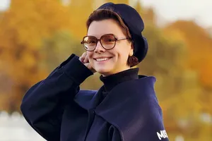 «Шумно, пошло, невнятно»: жена Евгения Петросяна раскритиковала спектакль «Три сестры» Александра Золотовицкого