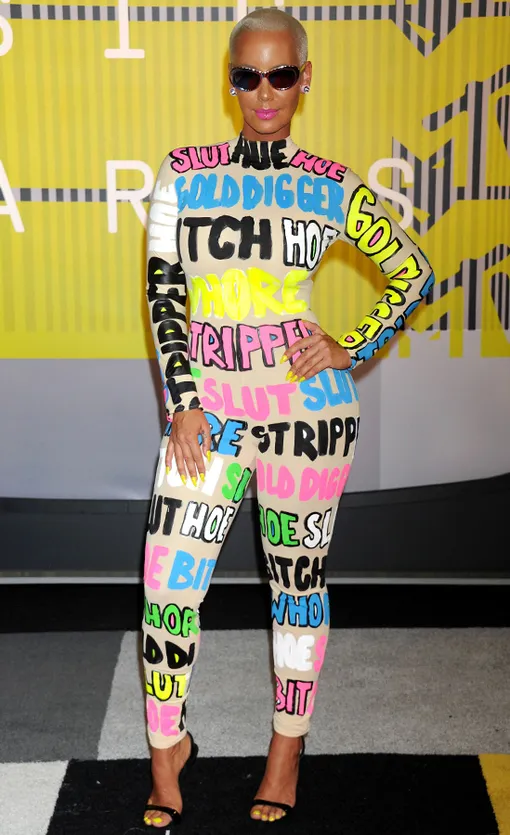 худшие образы звезд в комбинезонах фото