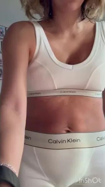 Нажми и смотри