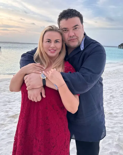 Анна Семенович с возлюбленным