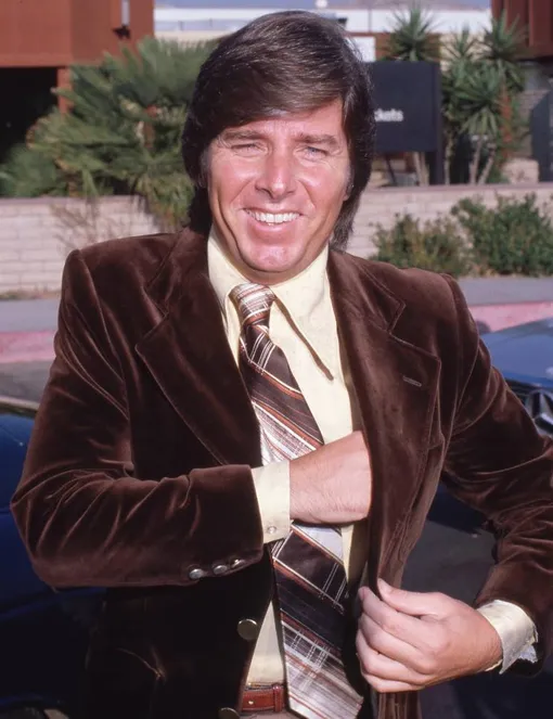 Бобби Шерман ушел со сцены, чтобы работать фельдшером