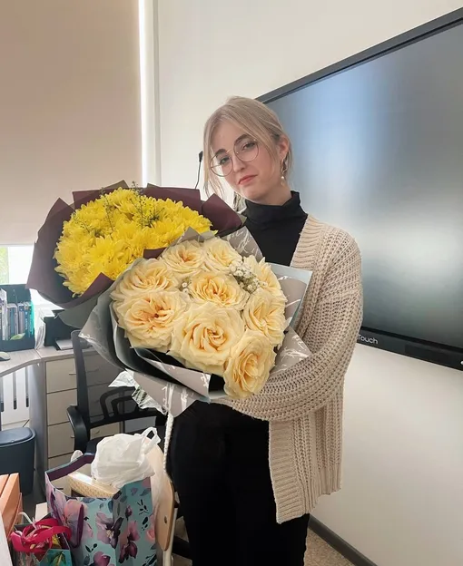 Следствие установило, что Афина Симеонидис совратила двух школьников