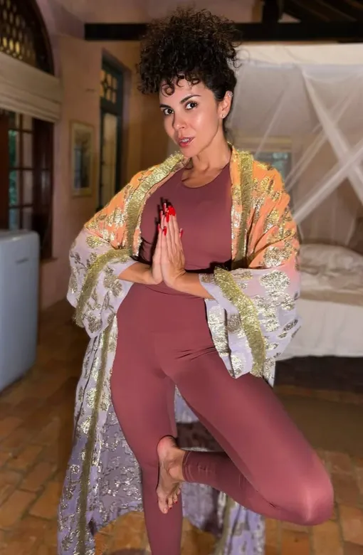 Настя Каменских заявила, что 65 кг — слишком большой вес для нее Настя Каменских заявила, что 65 кг — слишком большой вес для нее