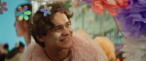 Слава Копейкин в фильме «Тюльпаны»