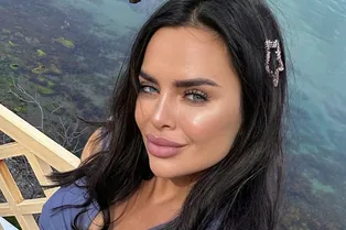 «У меня ожог лица, даже губы сгорели»: звезда «Дома-2» Виктория Романец показала жуткие последствия загара на Мальдивах «У меня ожог лица, даже губы сгорели»: звезда «Дома-2» Виктория Романец показала жуткие последствия загара на Мальдивах