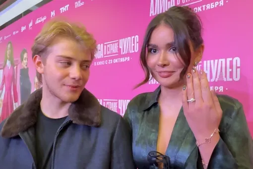 «Мы с отцом не общались пять лет, нас помирил Арно»: Мариам Тилляева призналась, что жених ее удивил «Мы с отцом не общались пять лет, нас помирил Арно»: Мариам Тилляева призналась, что жених ее удивил