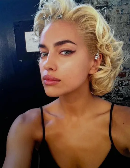 Ирина Шейк в образе Мадонны