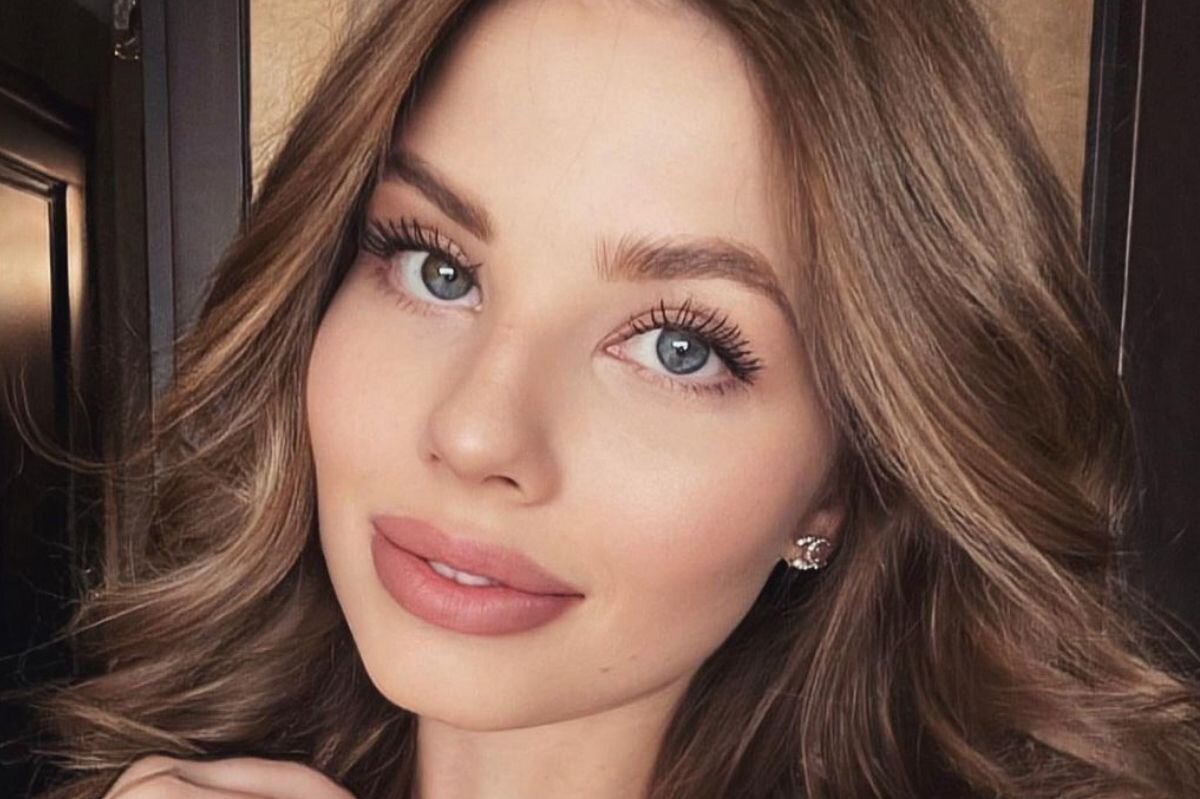 Орыс әйелдерінің түкті кискаларын көрсететін суреттері