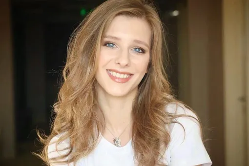 «Я назвала неправильный код»: Лиза Арзамасова обманула телефонных мошенников. Забавное видео! «Я назвала неправильный код»: Лиза Арзамасова обманула телефонных мошенников. Забавное видео!