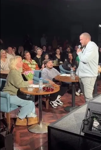 Нажми и смотри