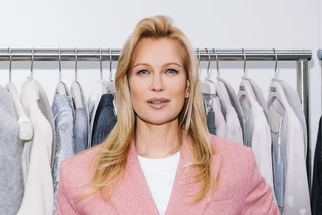 Олеся Судзиловская, Надежда Михалкова, Влад Лисовец, Анна Седокова на выставках, гуляниях и не только: светский дайджест Олеся Судзиловская, Надежда Михалкова, Влад Лисовец, Анна Седокова на выставках, гуляниях и не только: светский дайджест