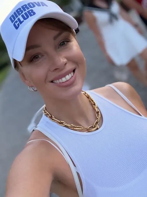 Полина Диброва развелась с мужем ради новой любви Полина Диброва развелась с мужем ради новой любви