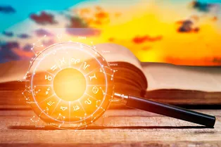 Астрономический календарь на 2021 год для женщин