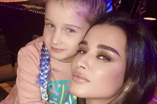 «Мы шокировали Теону»: Ксения Бородина устроила необычный сюрприз для дочери «Мы шокировали Теону»: Ксения Бородина устроила необычный сюрприз для дочери