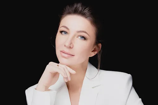 «Мои родители пенсионеры, а их хотят оставить без всего»: Елена Блиновская высказалась об аресте имущества близких «Мои родители пенсионеры, а их хотят оставить без всего»: Елена Блиновская высказалась об аресте имущества близких