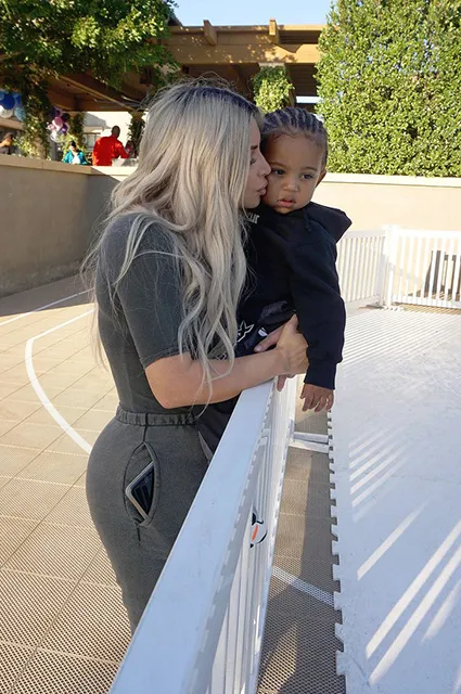 Ким с сыном Ким с сыном