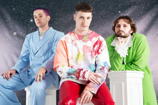 Разборки и концерт на крыше в новом клипе группы Хлеб Разборки и концерт на крыше в новом клипе группы Хлеб