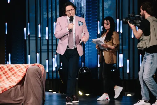 Андрей Малахов сеет панику со сцены Comedy Woman Андрей Малахов сеет панику со сцены Comedy Woman