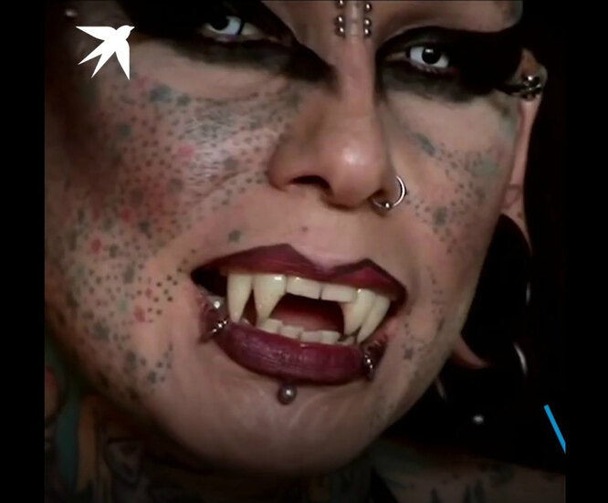 АҚШ-тағы жалаңаш жағажайлардағы секс бейнелері Жылжымайтын мүлік агентімен порно