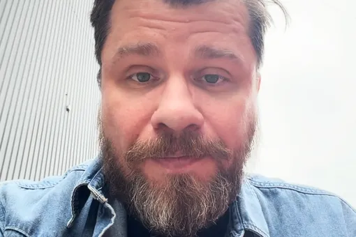 «Я его перенес»: Гарик Харламов язвительно отреагировал на скандал из-за конкуренции фильмов «Человек-паук» и «Колобок» «Я его перенес»: Гарик Харламов язвительно отреагировал на скандал из-за конкуренции фильмов «Человек-паук» и «Колобок»