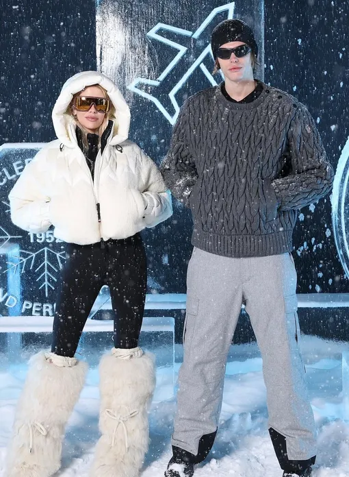 Елена Перминова и Тарас Романов на показе Moncler