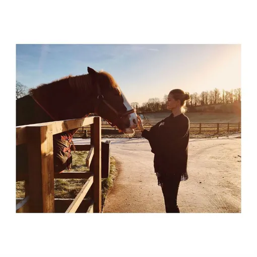 Рози Хантингтон-Уайтли