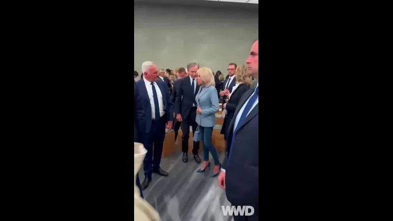 Нажми и смотри Нажми и смотри