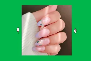 Цветы Прованса: 7 самых красивых идей французского маникюра с цветами