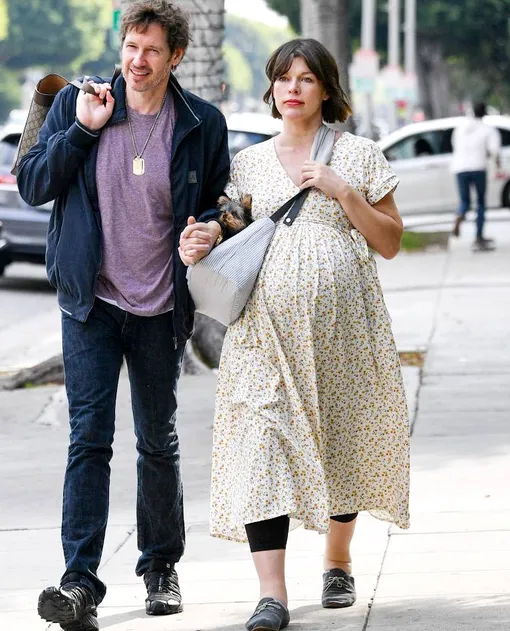 Актриса ждет рождения третьей дочери