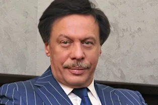 «Принудил меня к мерзкому сексу»: Михаила Барщевского обвинили в изнасиловании «Принудил меня к мерзкому сексу»: Михаила Барщевского обвинили в изнасиловании