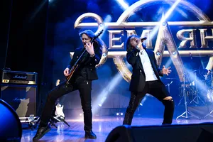 Драйв и хиты в живом звучании: легендарная рок-группа «Земляне» выступит в Санкт-Петербурге Драйв и хиты в живом звучании: легендарная рок-группа «Земляне» выступит в Санкт-Петербурге