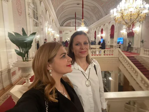 Ирина Пегова с подругой Ирина Пегова с подругой